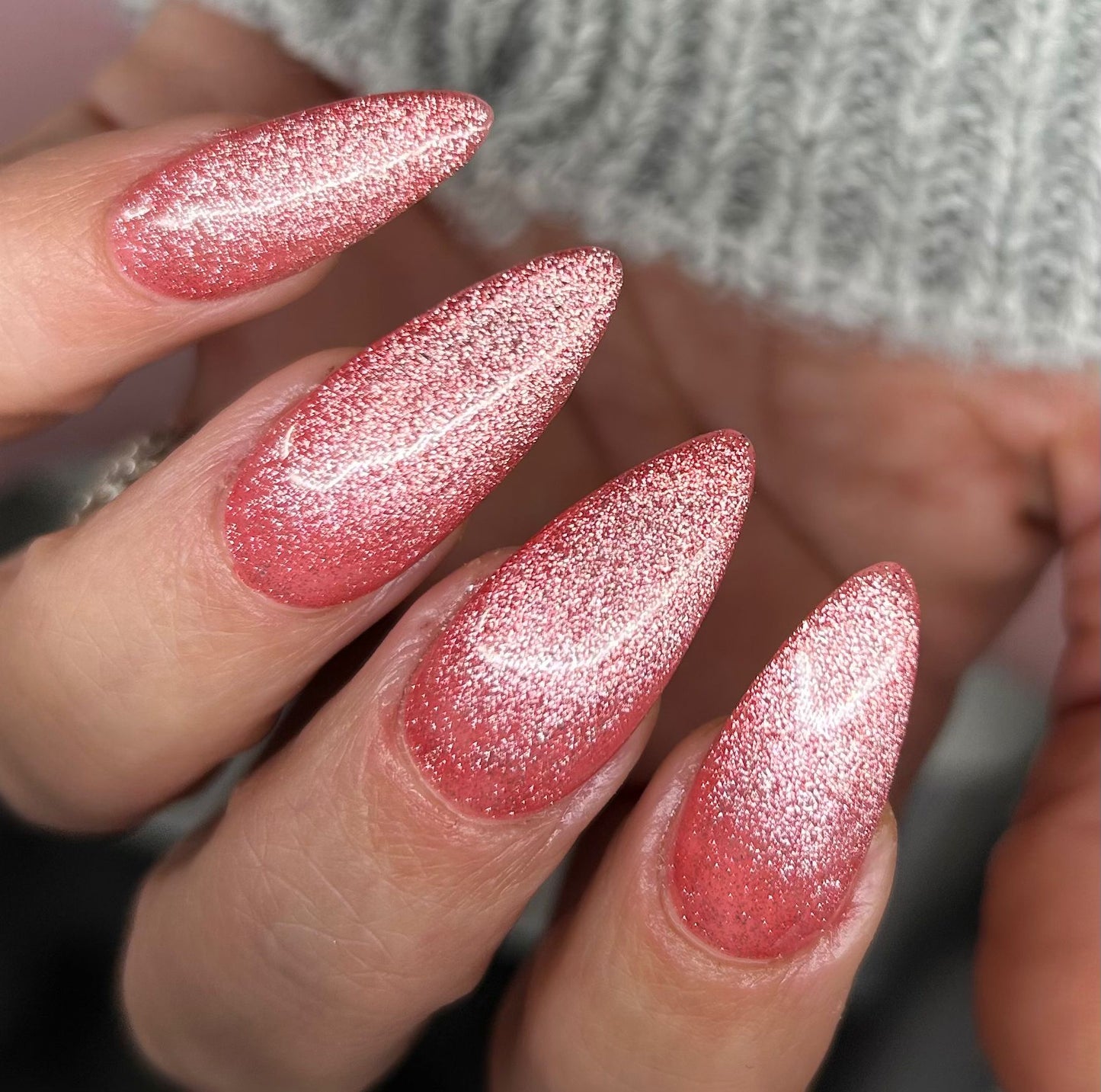 Rose Copperite Cat Eye Gel